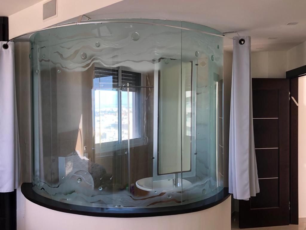 Sky Home Luxury Apartment With Sea View Bat Yam Exterior foto