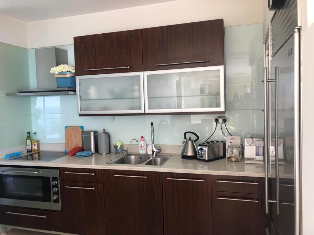 Sky Home Luxury Apartment With Sea View Bat Yam Exterior foto